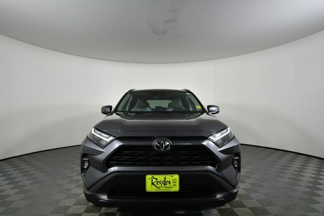 2025 Toyota RAV4 XLE Premium photo 3