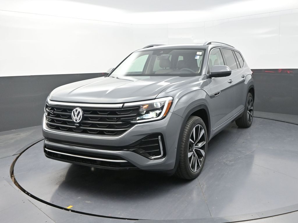 2025 Volkswagen Atlas SEL Premium R-Line photo 3