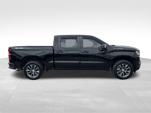 2024 Chevrolet Silverado 1500 RST photo 2
