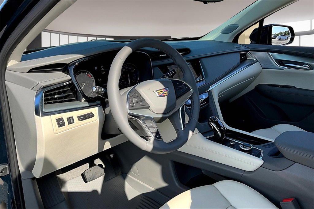 2025 Cadillac XT5 Premium Luxury photo 4