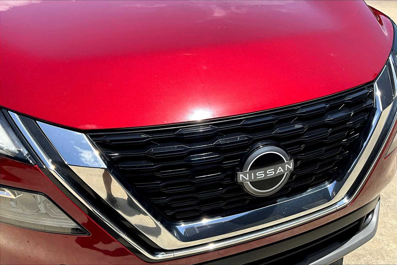 2023 Nissan Rogue SV photo 18