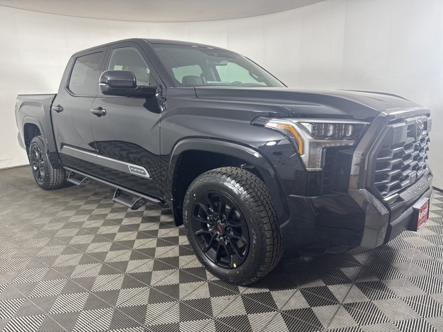 2026 Toyota Tundra Platinum's photo