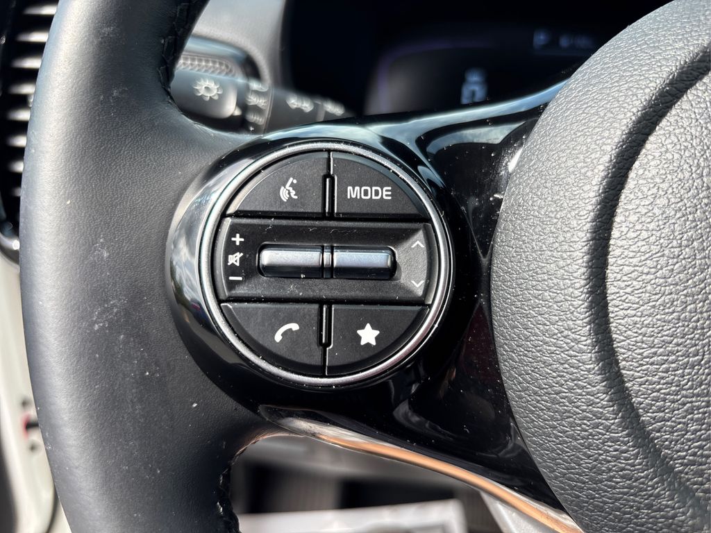 2023 Kia Soul EX photo 32