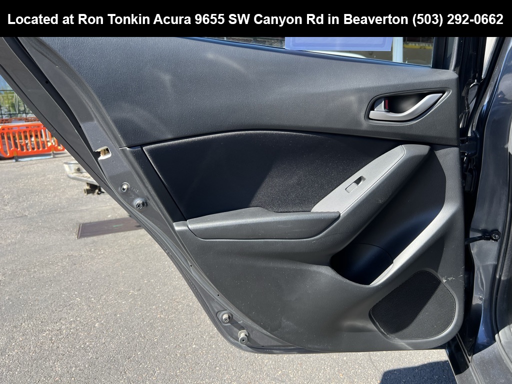 2016 Mazda Mazda3 Touring photo 22