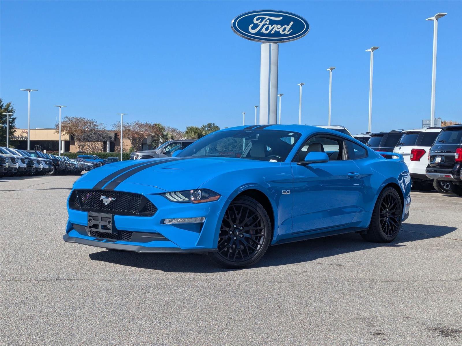 2022 Ford Mustang GT Premium's photo