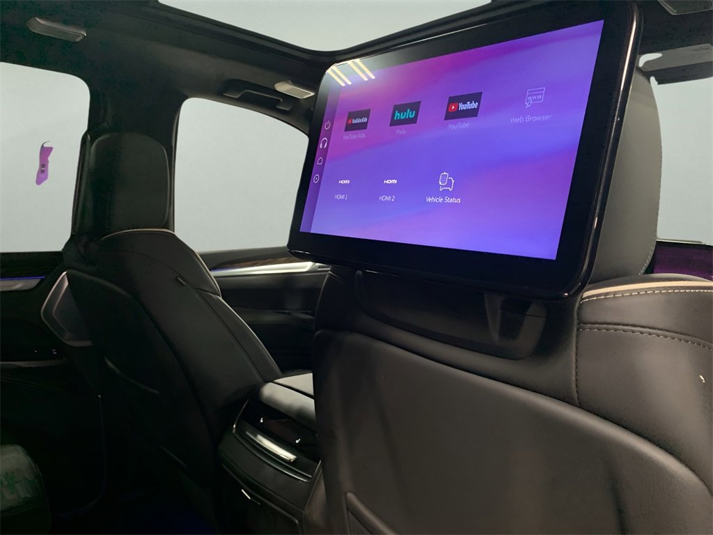 2025 Cadillac Escalade ESV Sport Platinum photo 18