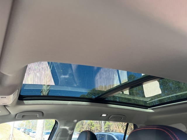 2025 Volkswagen Atlas Peak Edition SE photo 9