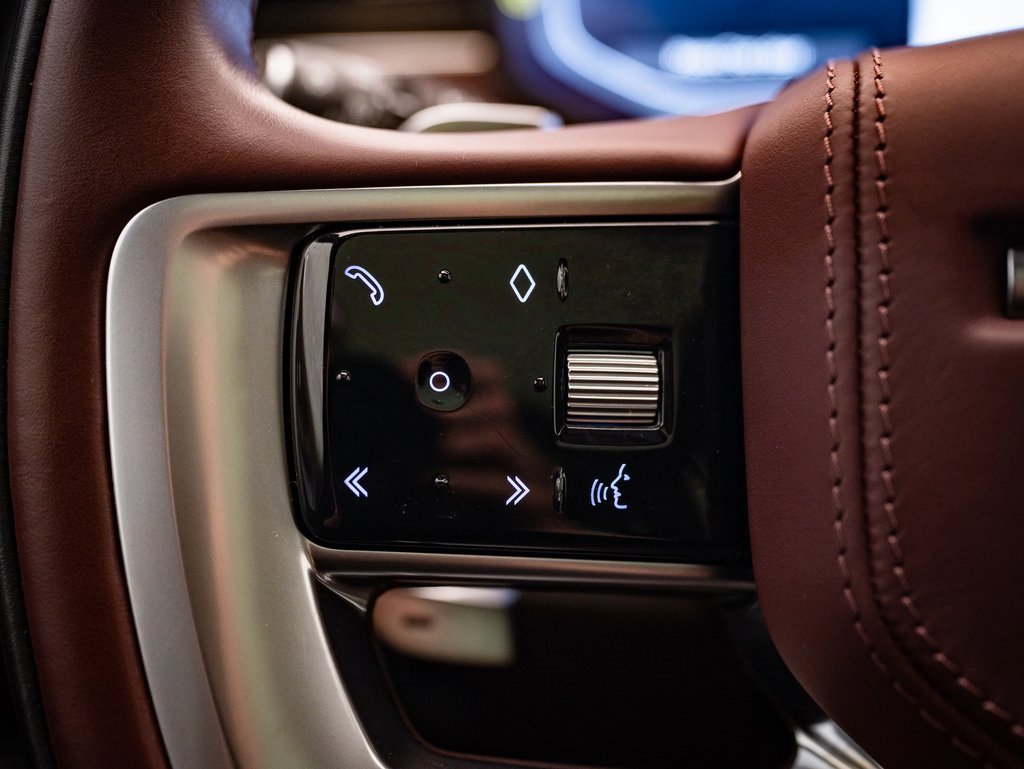 2023 Land Rover Range Rover SE photo 23