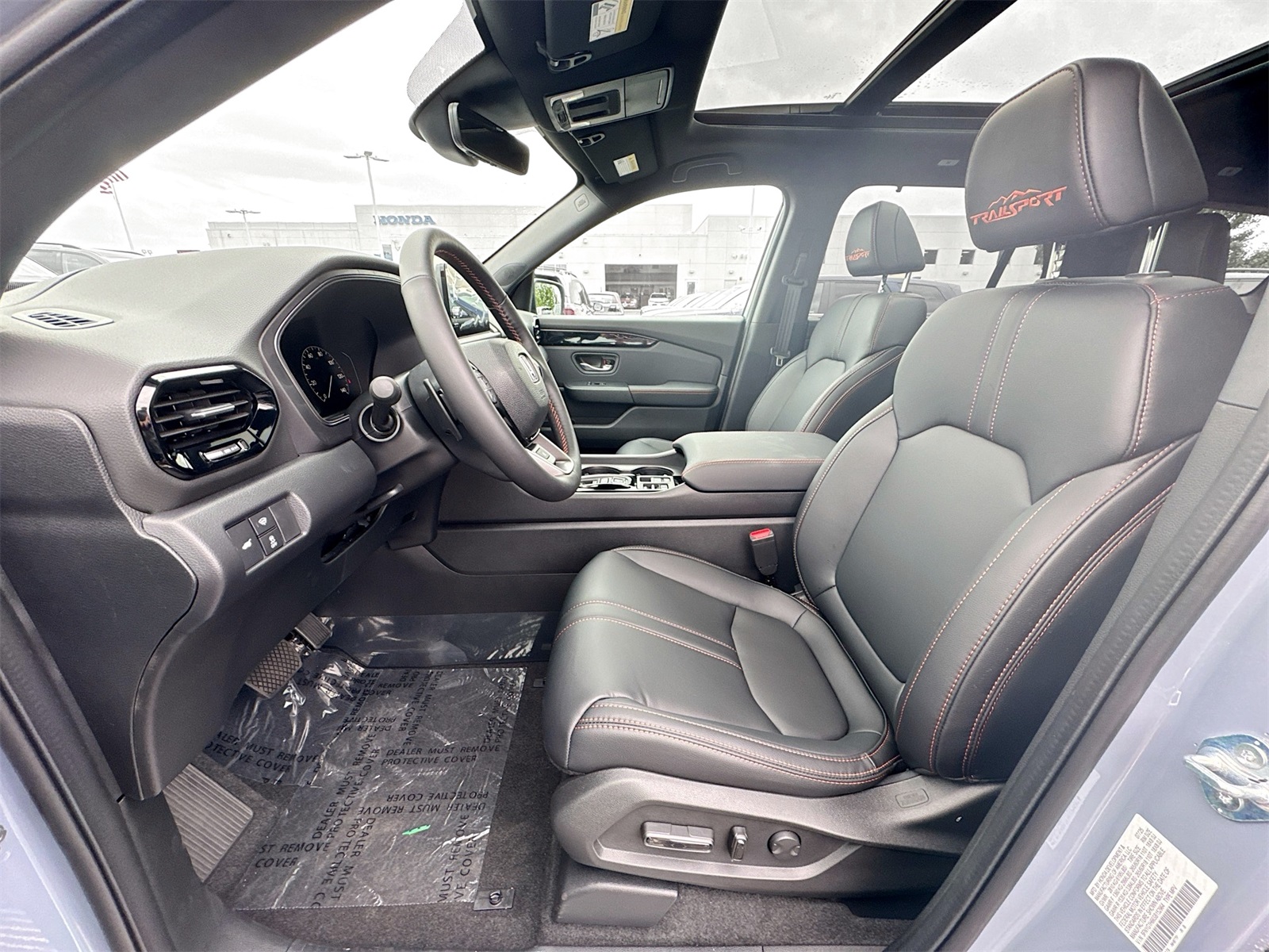 2025 Honda Pilot TrailSport photo 4