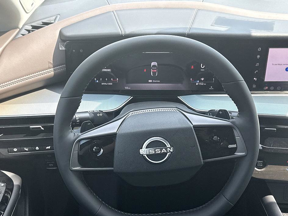 2025 Nissan Murano Platinum photo 12