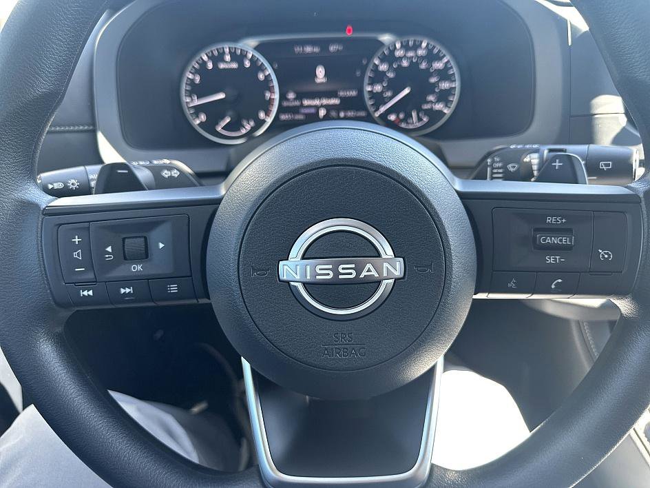 2024 Nissan Pathfinder S photo 12