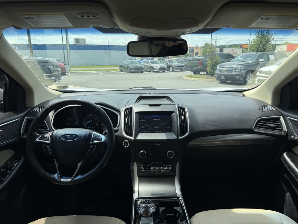 2020 Ford Edge SEL photo 29