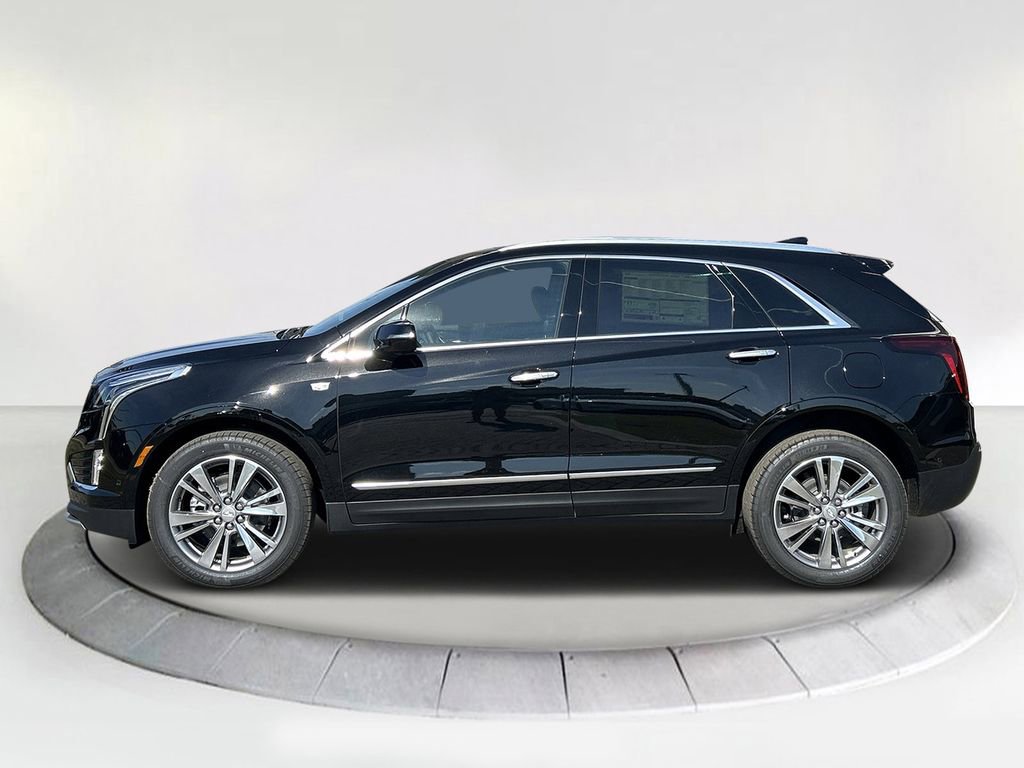 2026 Cadillac XT5 Premium Luxury photo 2