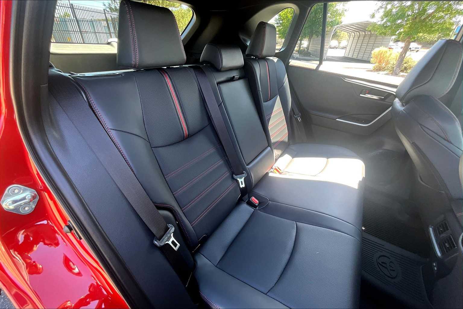2025 Toyota RAV4 Prime XSE Premium photo 19