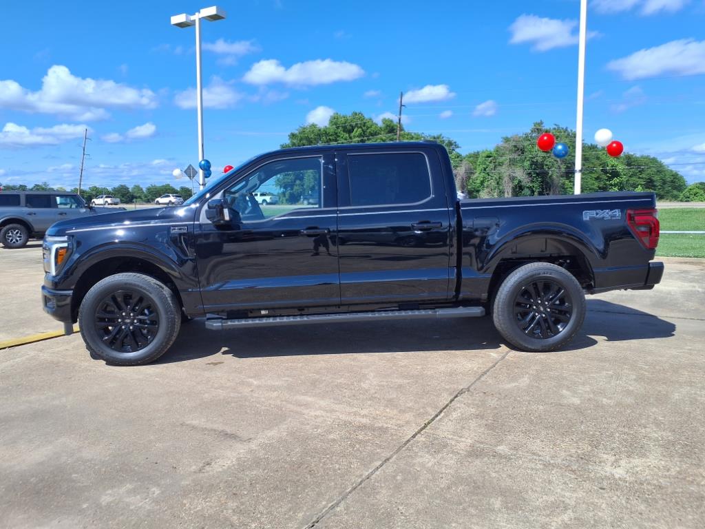 2025 Ford F-150 Lariat photo 2
