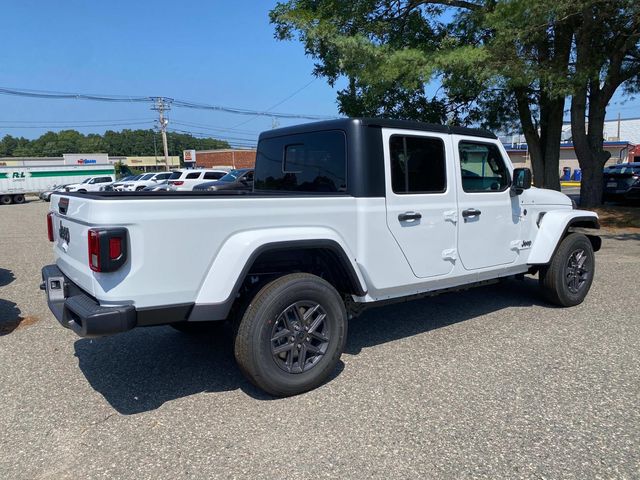 2025 Jeep Gladiator Sport S photo 3