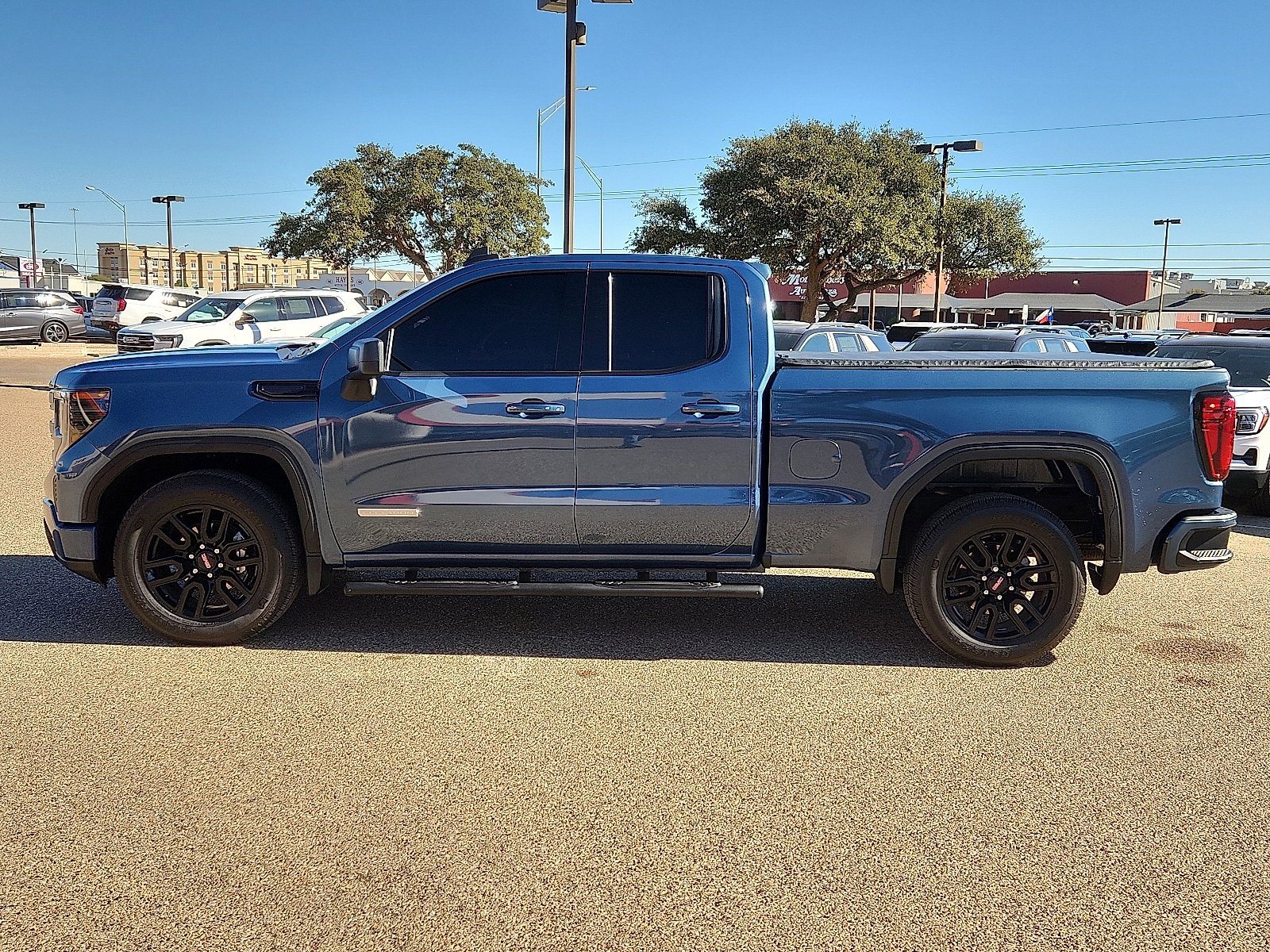 2024 Gmc Sierra 1500 Elevation photo 2