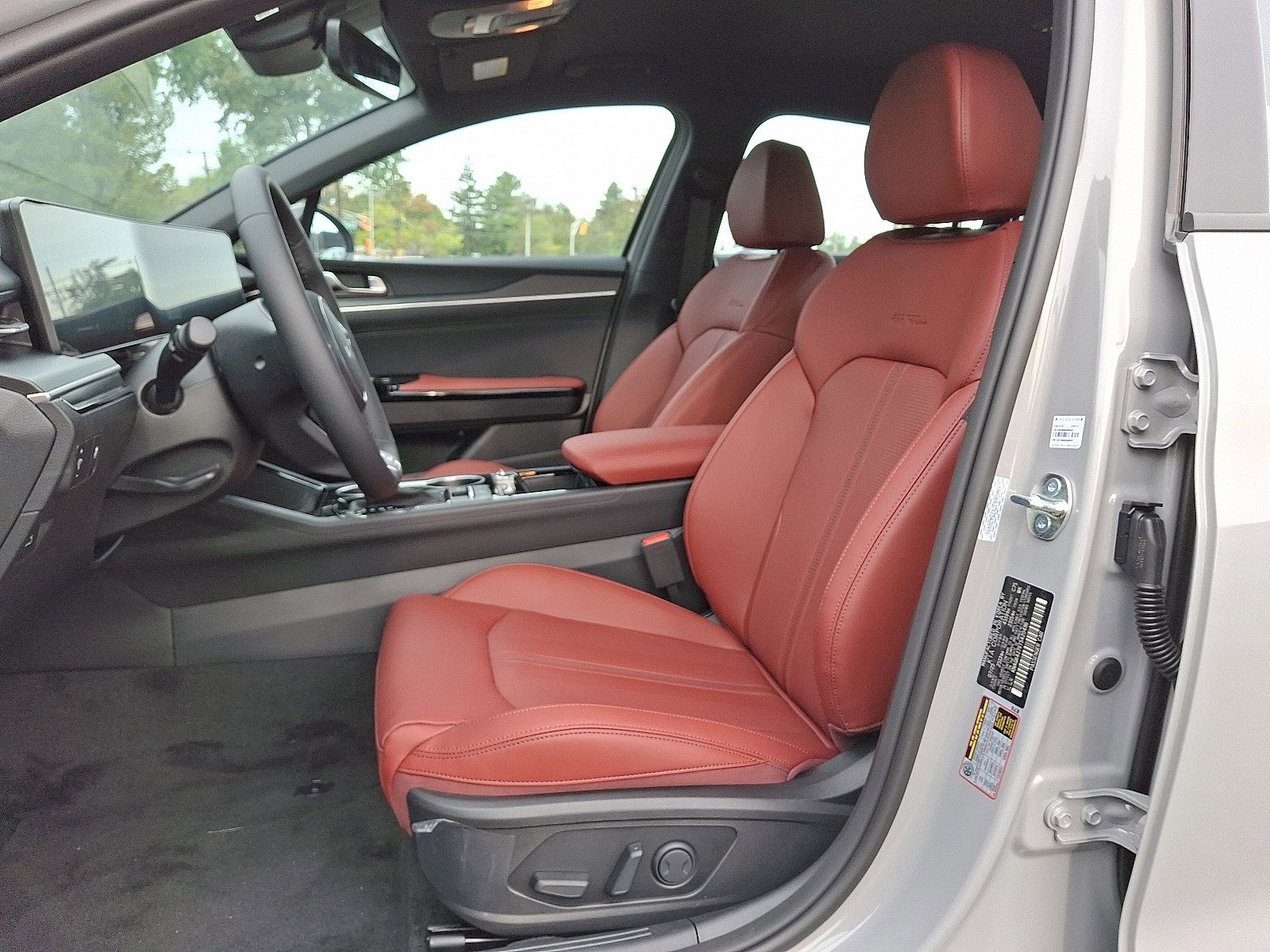 2026 Kia K5 GT-Line photo 6