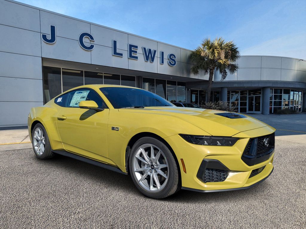 2025 Ford Mustang GT Premium's photo