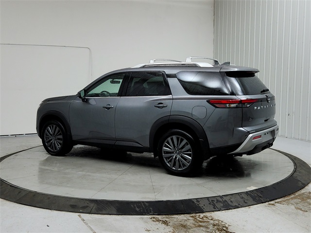 2025 Nissan Pathfinder SL photo 4