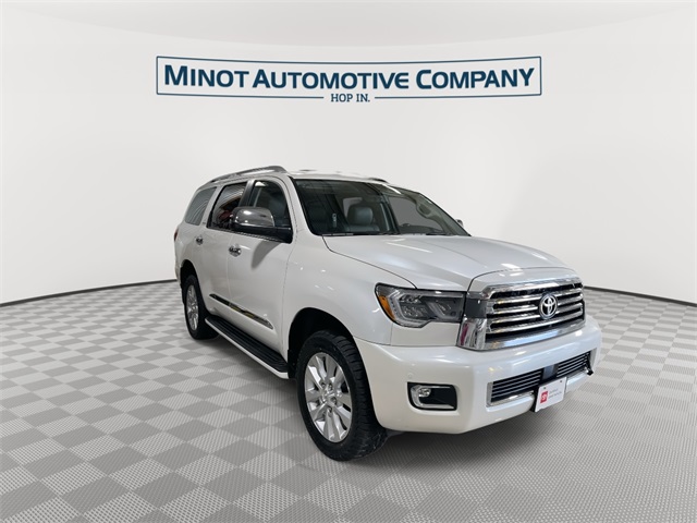 2019 Toyota Sequoia Platinum photo 2