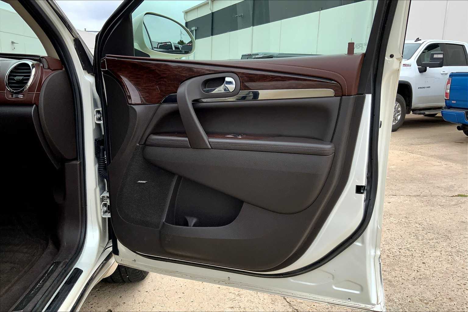 2014 Buick Enclave Premium photo 21