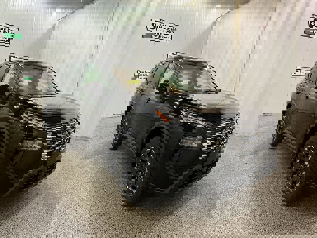 2026 Nissan Rogue SV's photo