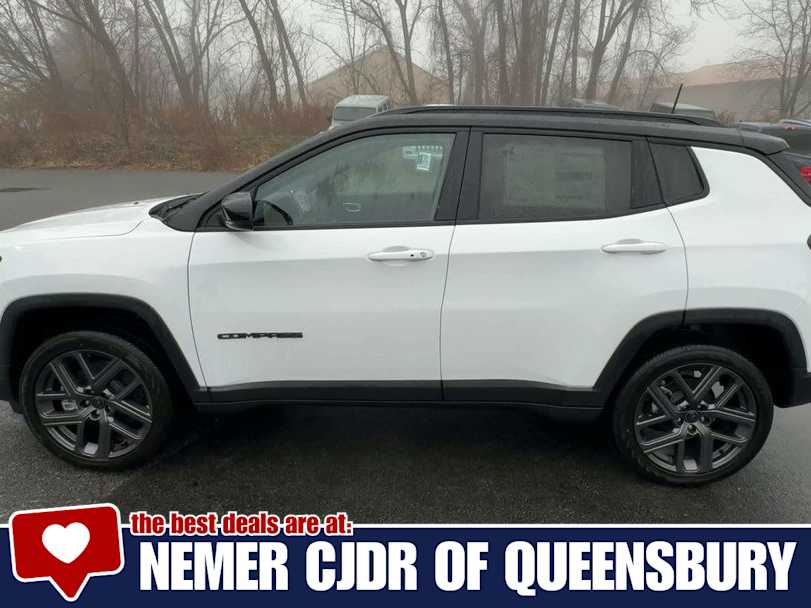 2026 Jeep Compass Limited Altitude photo 3