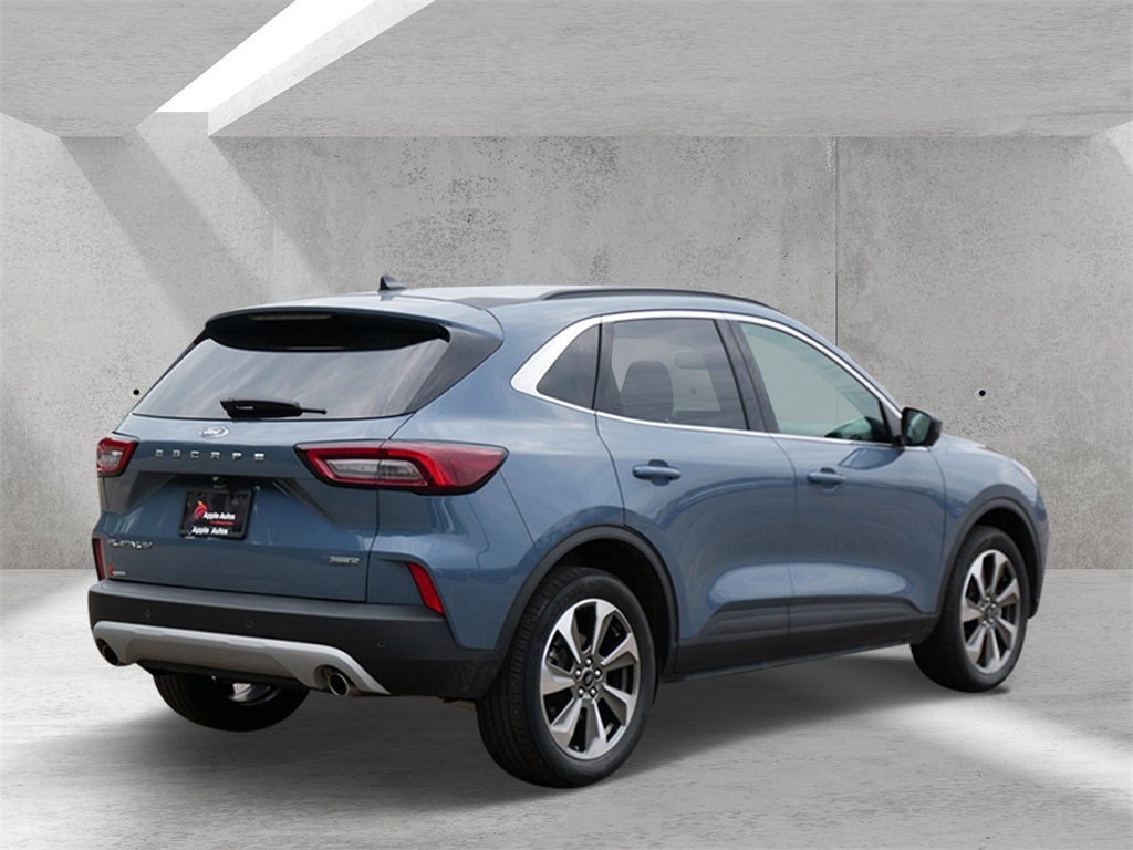 2023 Ford Escape Hybrid Platinum photo 3