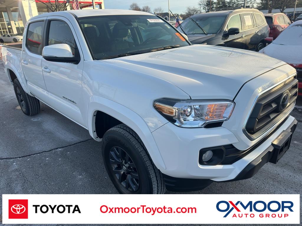 2023 Toyota Tacoma SR5's photo