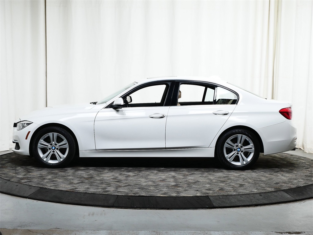 2017 Bmw 330i xDrive photo 2