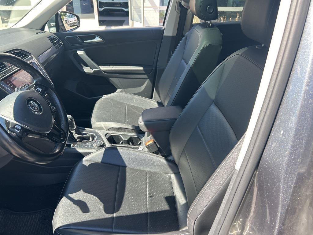 2018 Volkswagen Tiguan SEL photo 7