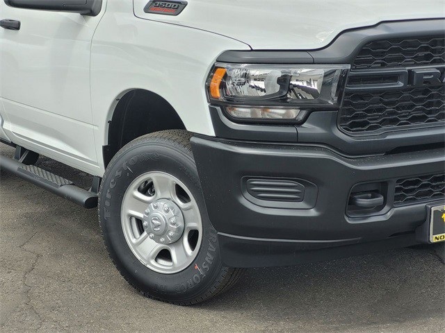 2024 Ram 3500 Tradesman photo 10