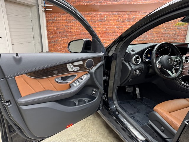 2022 Mercedes Benz GLC 300 Coupe 4MATIC photo 9