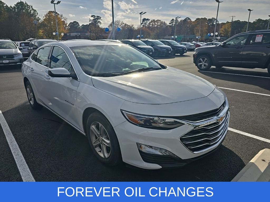 2023 Chevrolet Malibu 1LT photo 4