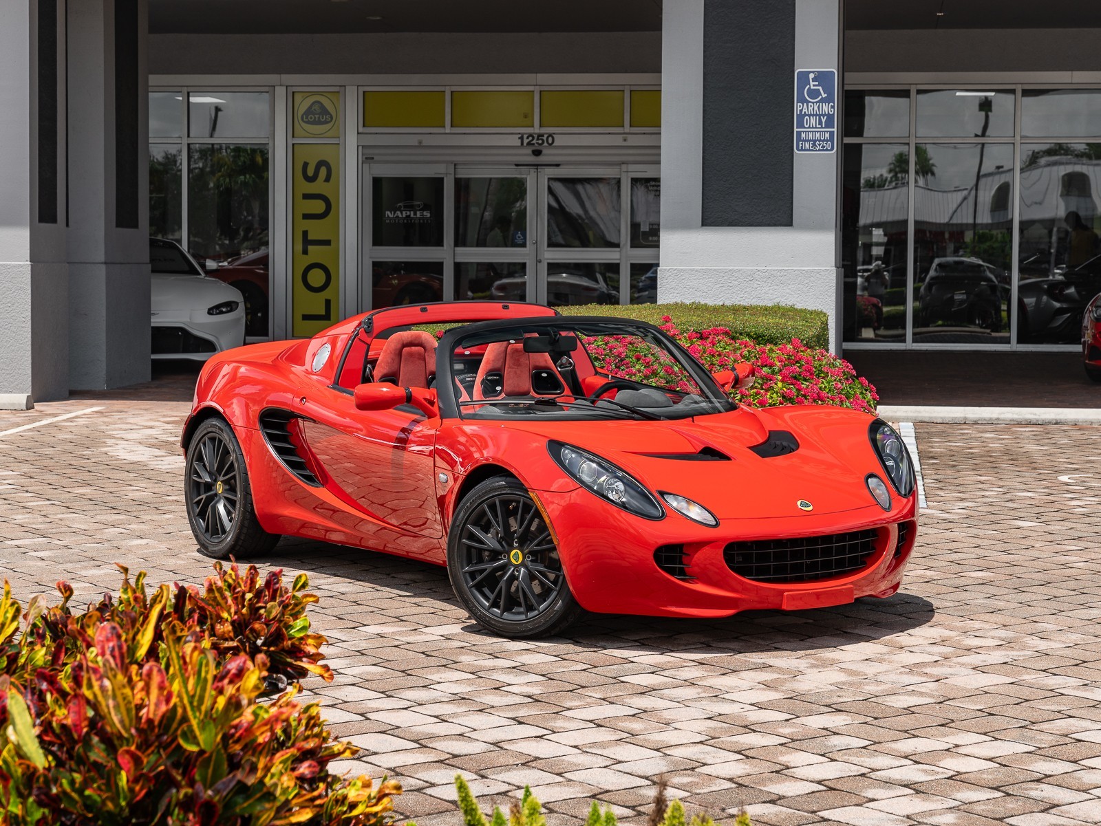 2010 Lotus Elise 111 photo 11
