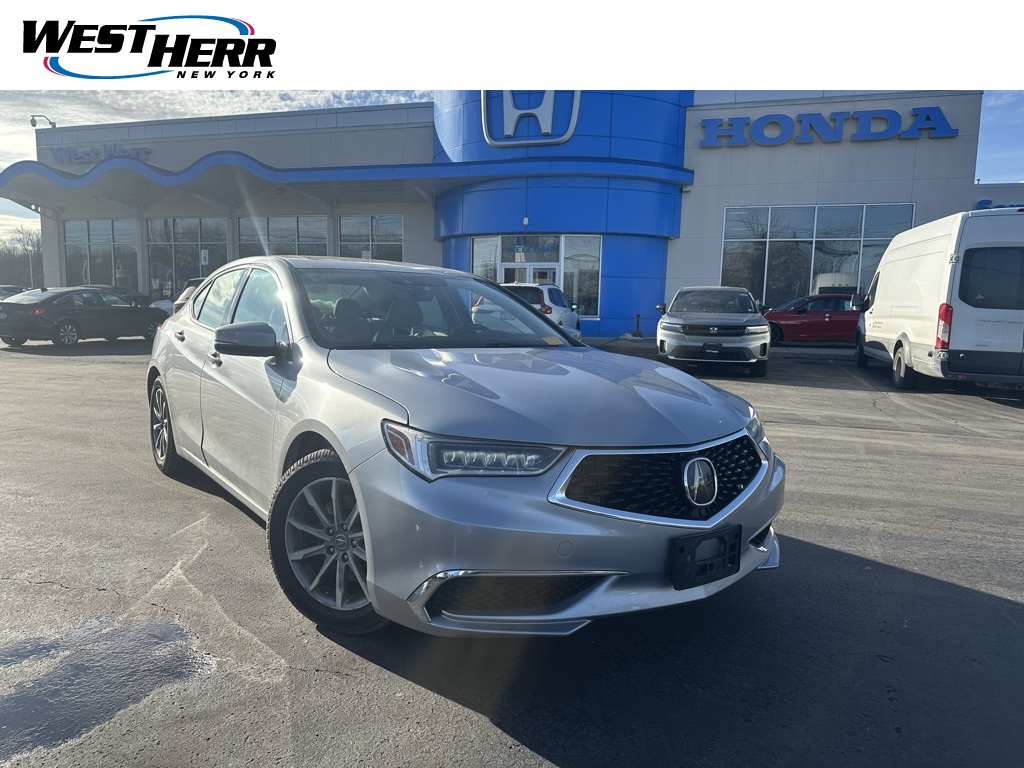 2018 Acura TLX Base's photo