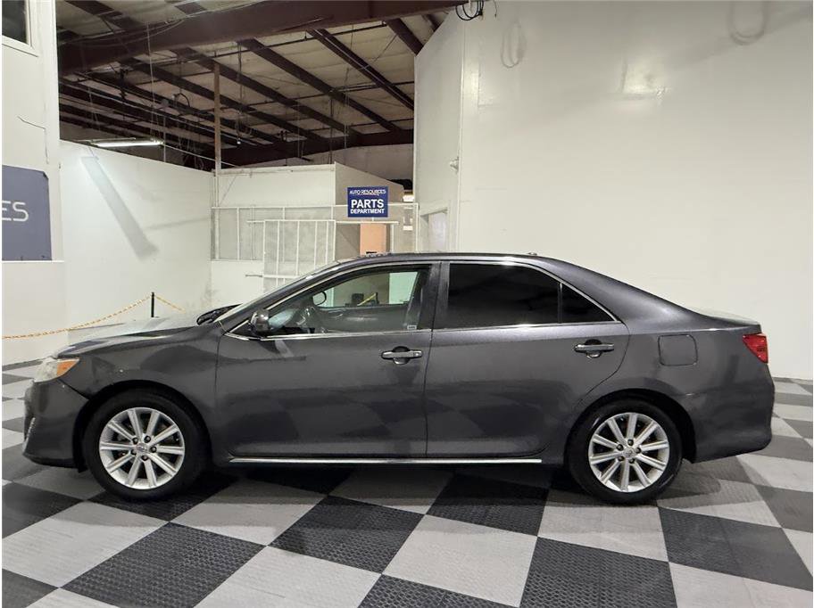 2012 Toyota Camry XLE photo 8