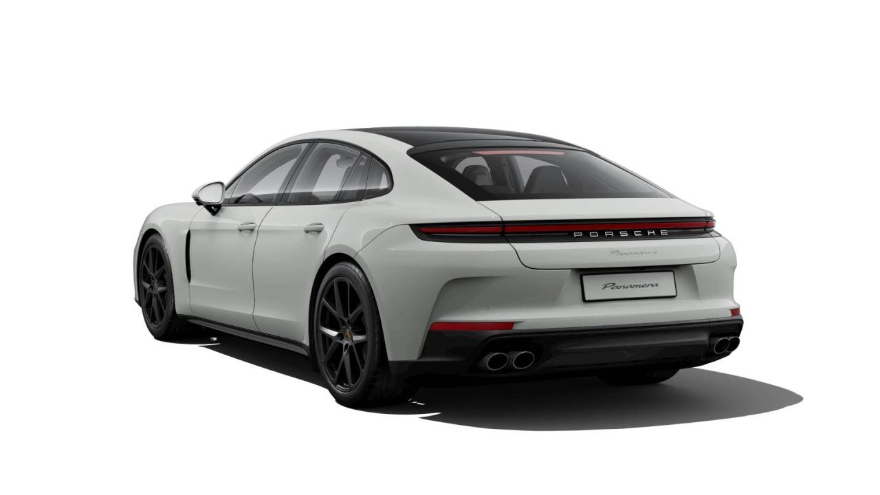 2025 Porsche Panamera 4 photo 3