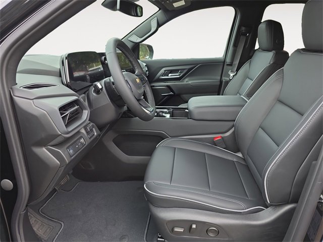 2026 Chevrolet Silverado EV LT photo 9