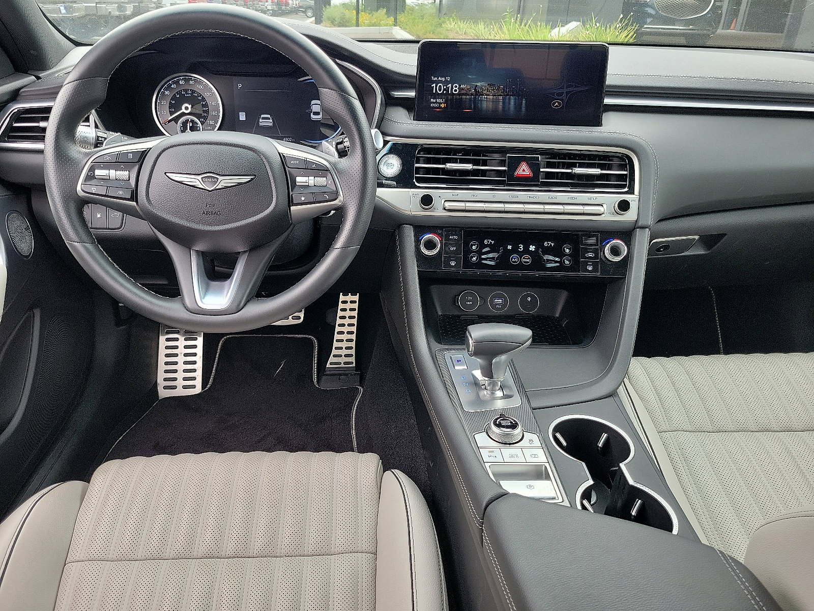 2025 Genesis G70 3.3T Sport Advanced photo 4