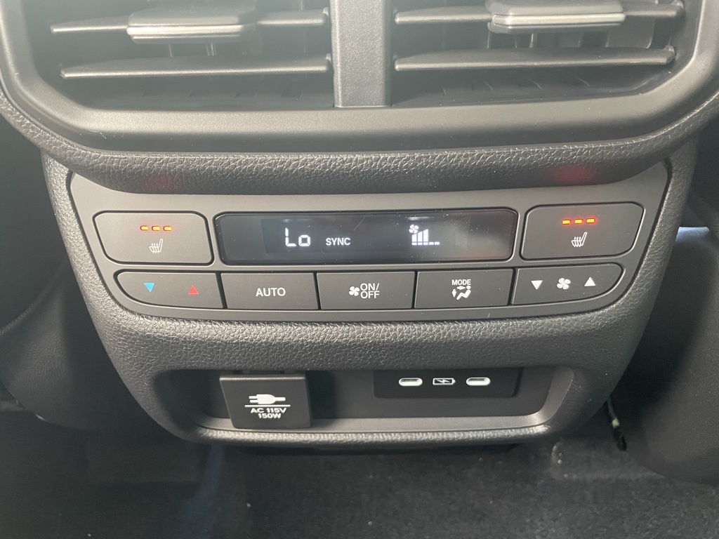 2025 Honda Pilot Elite photo 9