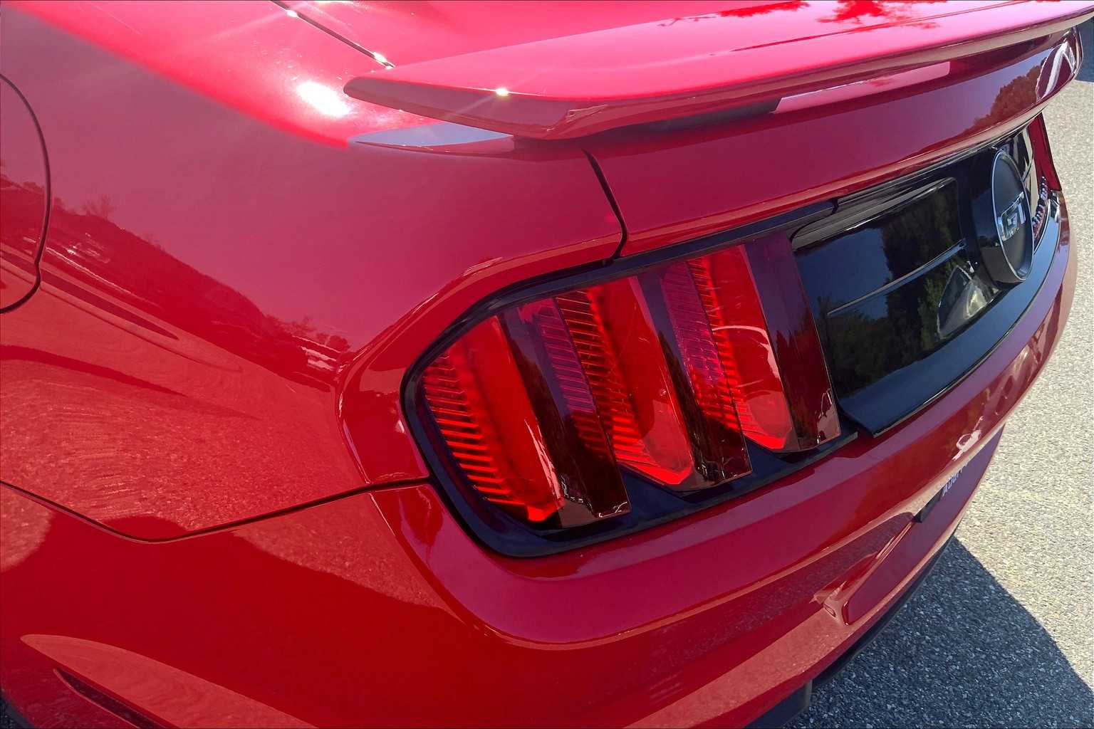 2020 Ford Mustang GT Premium photo 25