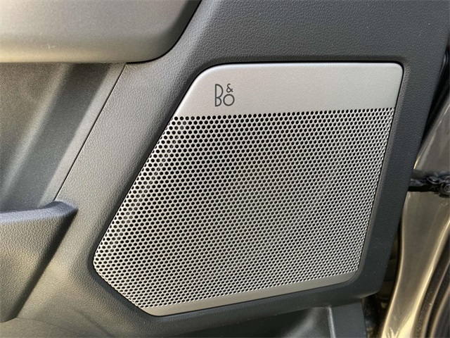 2025 Ford F-150 XLT photo 13