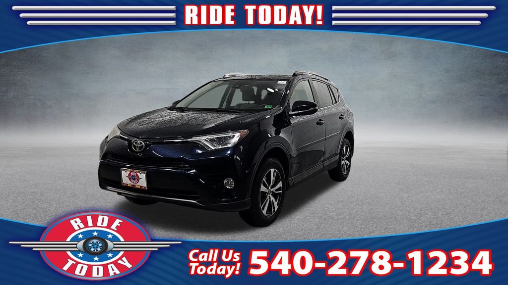 2017 Toyota RAV4 XLE's photo
