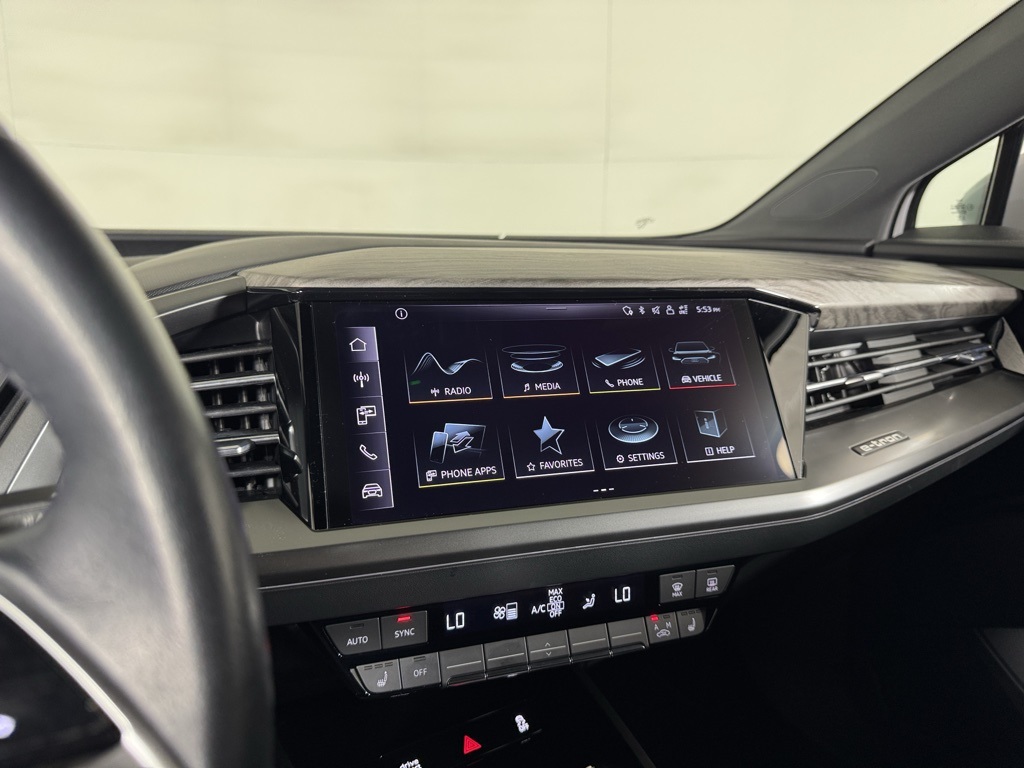 2023 Audi Q4 50 E-tron Premium photo 8
