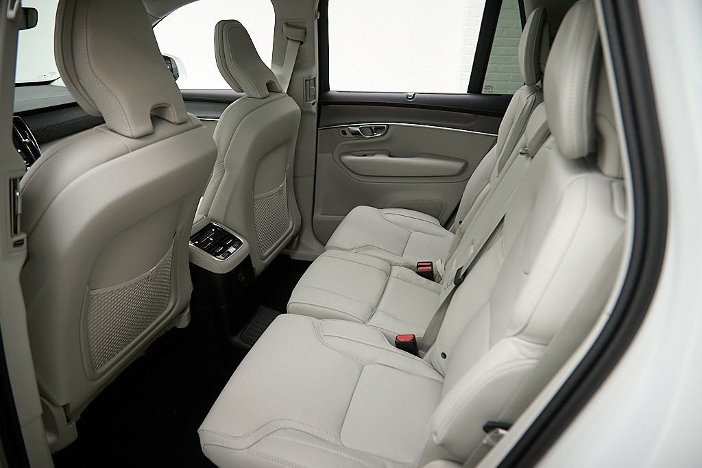 2026 VOLVO XC90 - Image 20