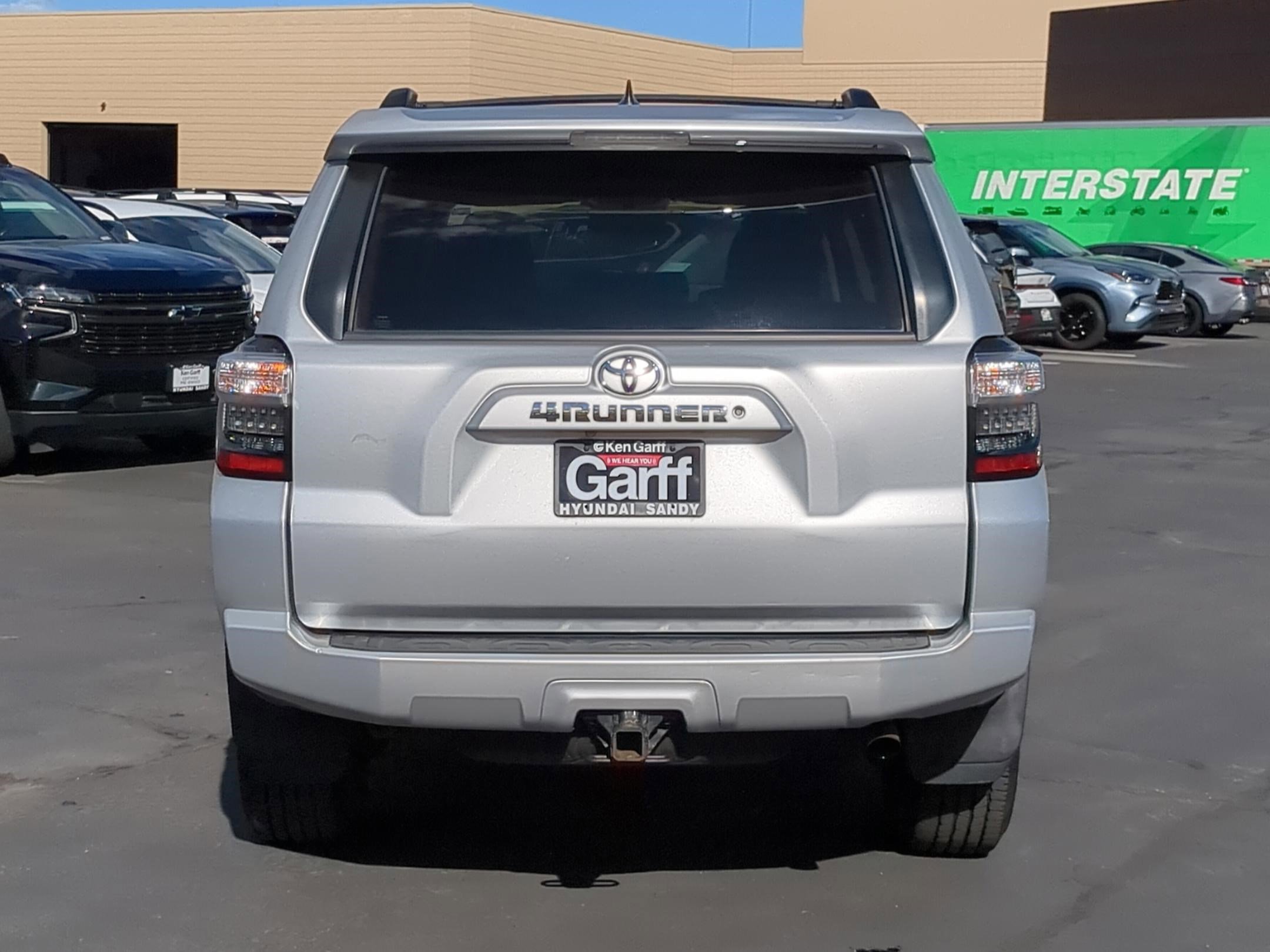 2019 Toyota 4Runner SR5 photo 3