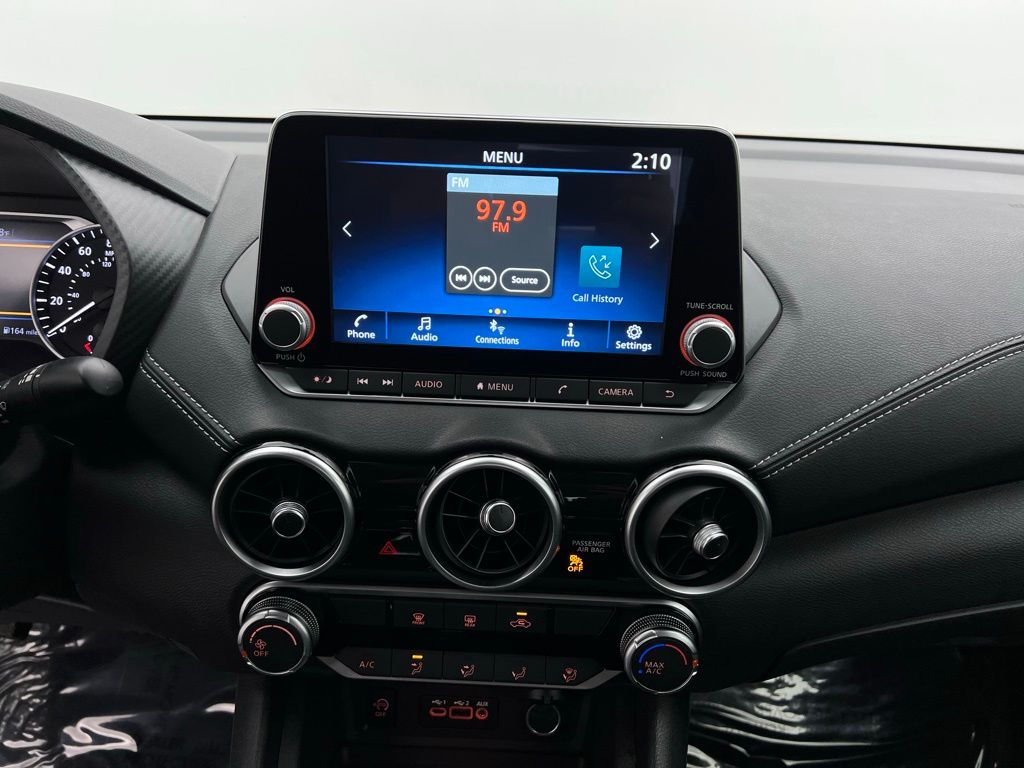 2024 Nissan Sentra SV photo 23