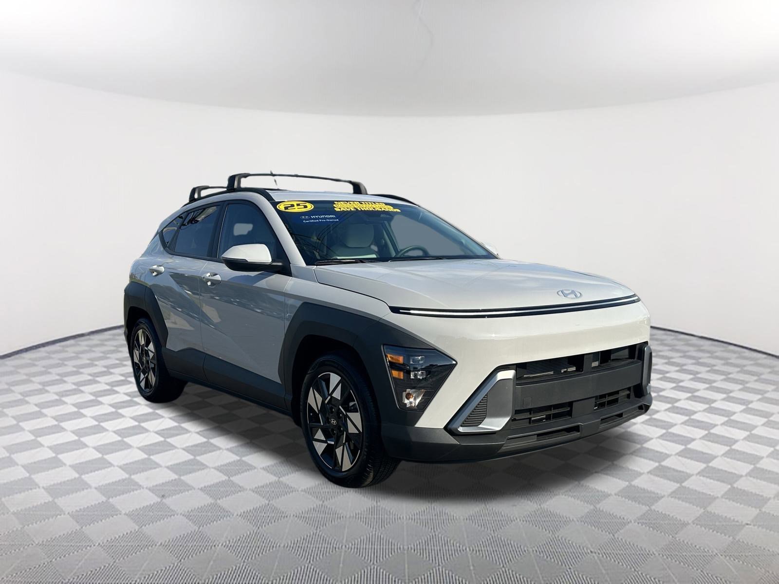 2025 Hyundai Kona SEL photo 3